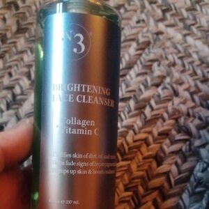 No. 3 Brightening Face Cleanser With Collagen And Vitamin C